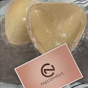Nipcomfort Silicone Breast Forms